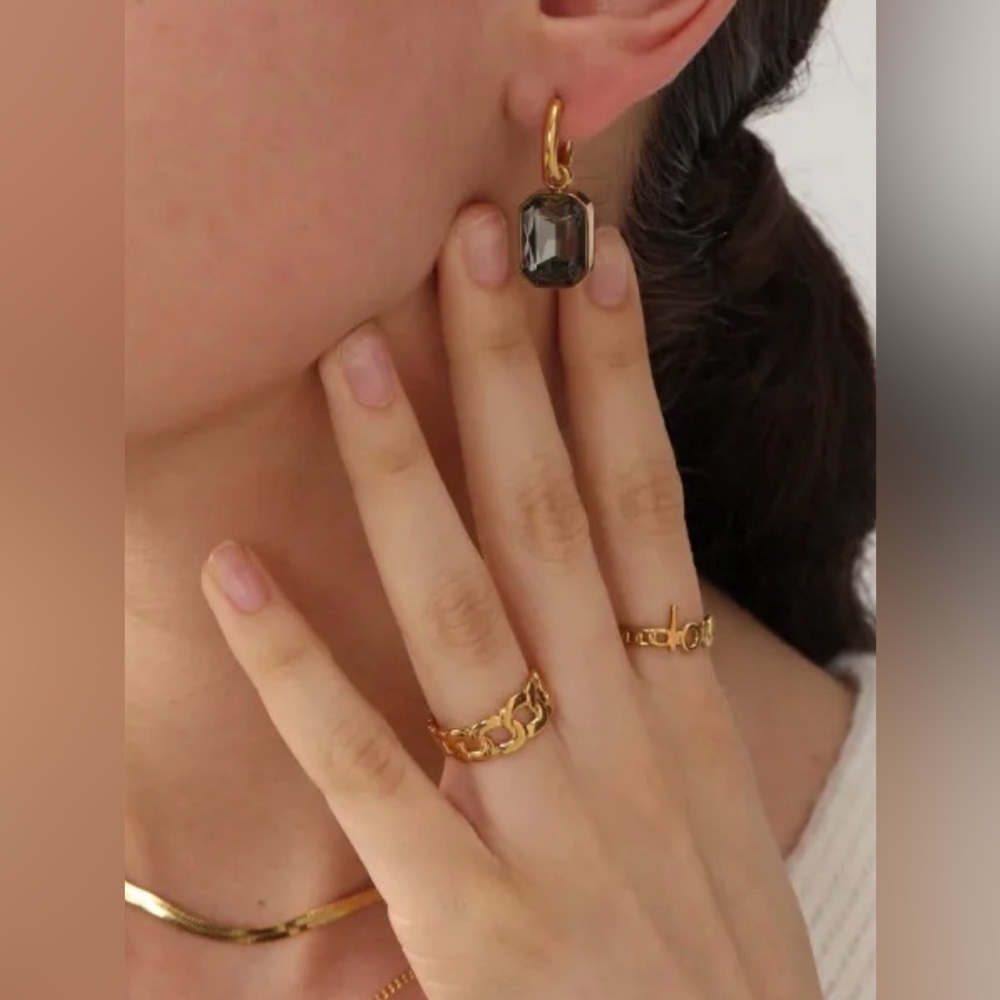 Rectangular Crystal Drop Earrings - Picture 4 of 5